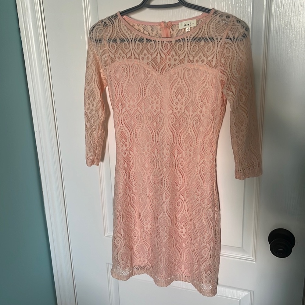 Pastel pink midi lace dress